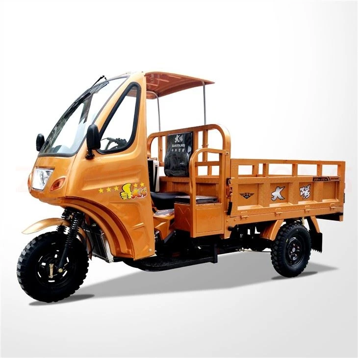 Semi Cabin Three Wheeler Moto Carga